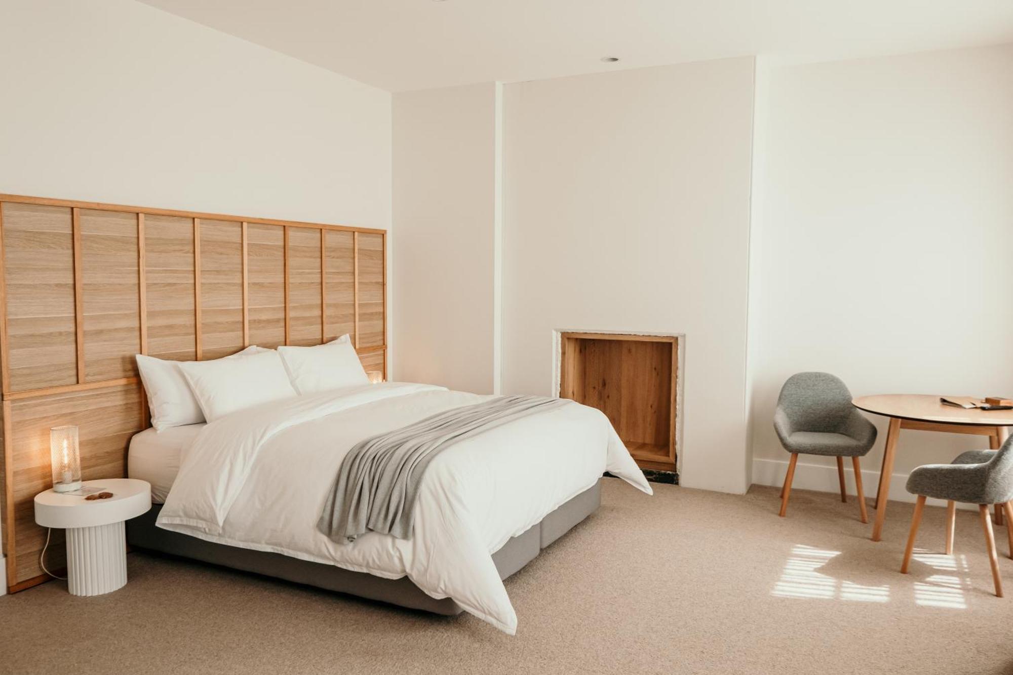 The Oak & Anchor Hotel Порт Феъри Екстериор снимка A bedroom